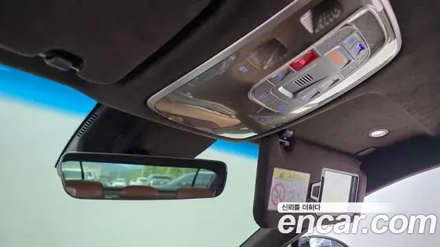 Genesis G80 2022 — ფოტო 19/20