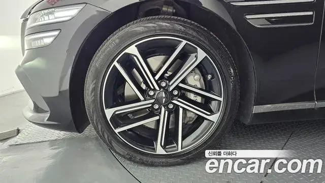 Genesis G80 2024 — Şəkil 8/38