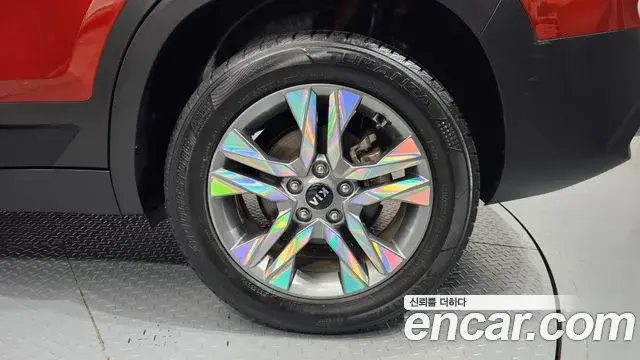 Kia Seltos 2021 — Şəkil 11/30