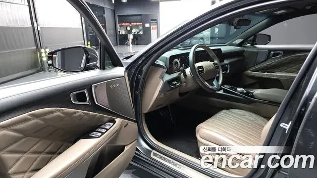 Kia K8 2023 — Photo 21/32