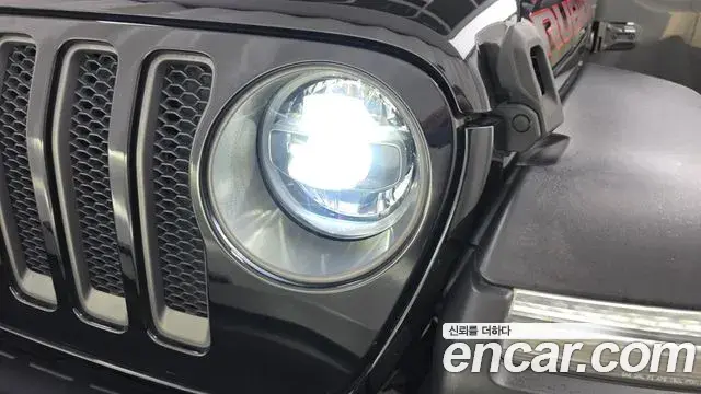 Jeep Wrangler 2021 — Photo 11/30