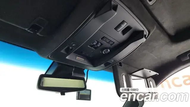 Cadillac Escalade 2019 — ფოტო 30/42