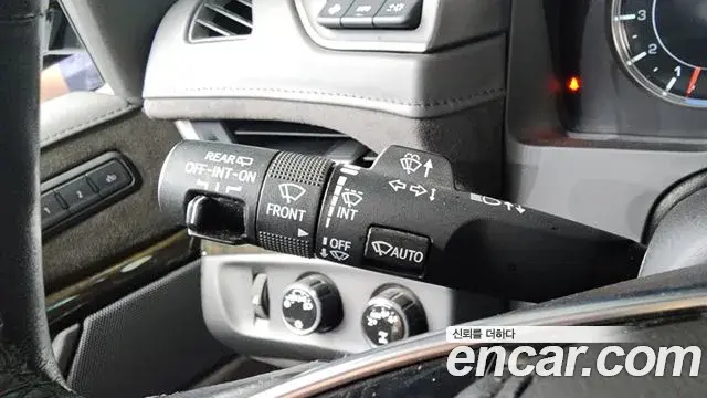 Cadillac Escalade 2019 — ფოტო 31/42