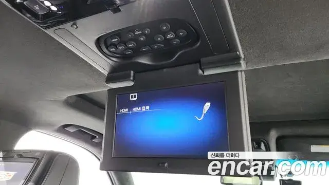 Cadillac Escalade 2019 — ფოტო 4/42