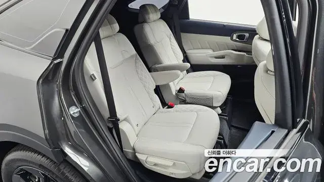 Kia Sorento 2025 — Şəkil 23/33