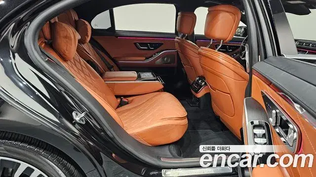 Mercedes-Benz S-Class 2022 — Фото 11/20