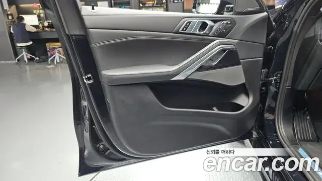 BMW X6 2025 — Photo 17/35