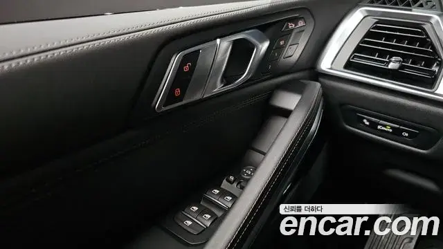 BMW X6 2025 — Photo 6/35