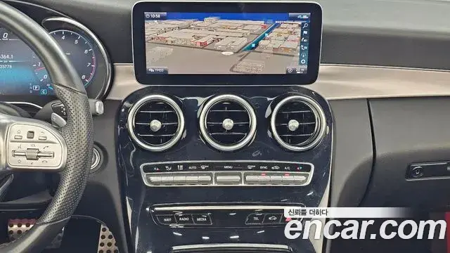 Mercedes-Benz C-Class 2020 — ფოტო 17/20