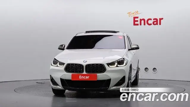 BMW X2 2022 — Фото 2/20