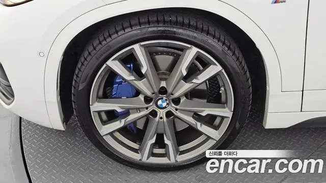 BMW X2 2022 — Фото 4/20