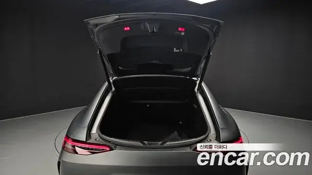 Mercedes-Benz AMG GT 2024 — Şəkil 12/37