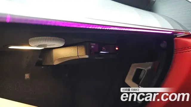 Mercedes-Benz AMG GT 2024 — Şəkil 33/37