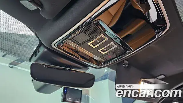 Land Rover Range Rover Velar 2019 — ფოტო 20/36