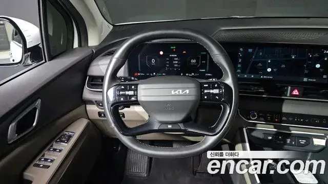 Kia Carnival 2025 — Фото 13/20