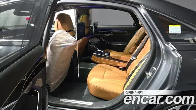 Audi S8 2025 — Şəkil 4/36