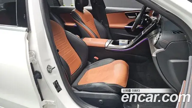 Mercedes-Benz C-Class 2023 — ფოტო 27/32