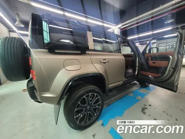 Land Rover Defender 2025 — Şəkil 19/20