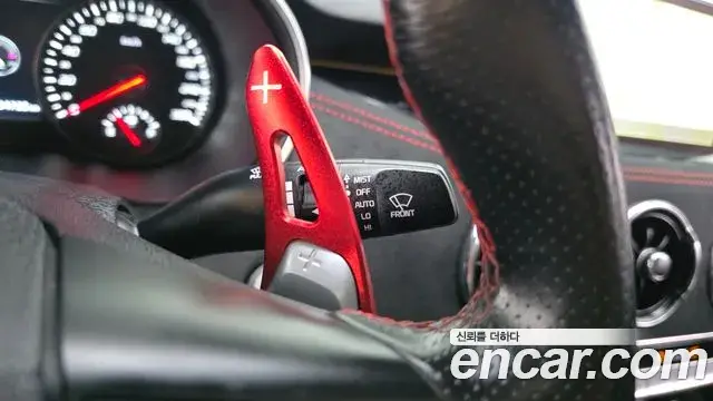 Kia Stinger Meister 2022 — Photo 33/39
