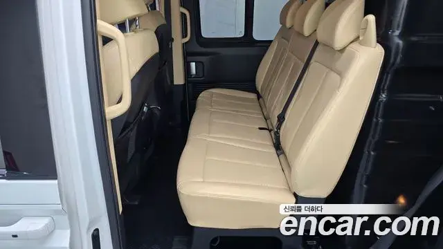 Hyundai Staria 2022 — Photo 12/20