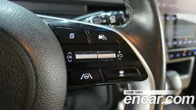 Hyundai Staria 2022 — Photo 17/20
