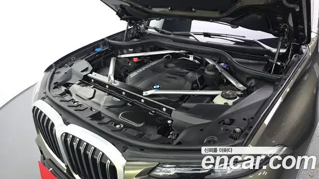 BMW X7 2025 — Фото 6/20