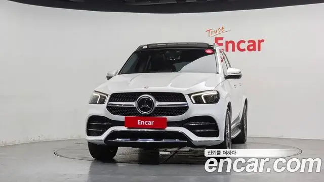 Mercedes-Benz GLE-Class 2020 — Фото 3/20