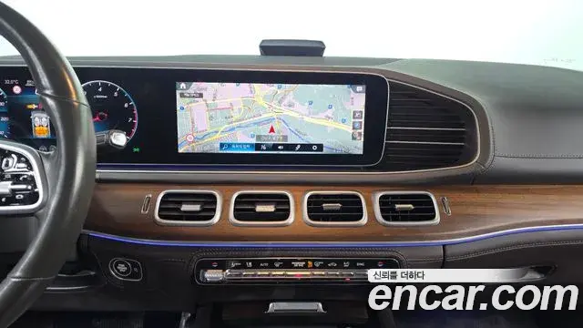 Mercedes-Benz GLE-Class 2020 — Фото 14/20