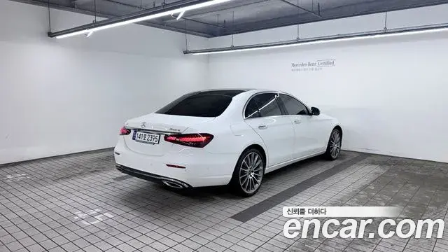 Mercedes-Benz E-Class 2023 — Şəkil 6/20