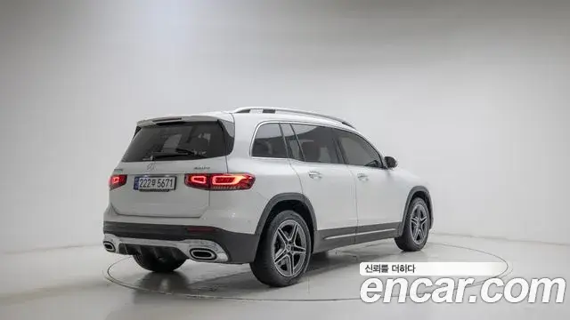 Mercedes-Benz GLB-Class, 2023