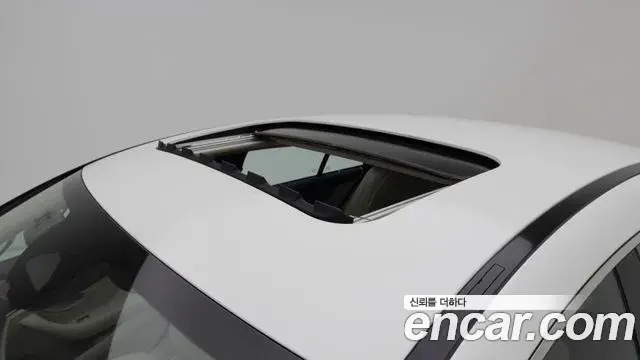 Mercedes-Benz AMG GT 2025 — ფოტო 4/20