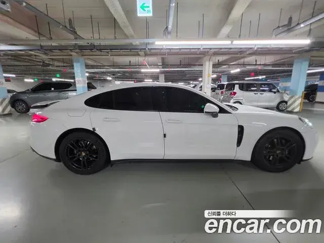 Porsche Panamera 2018 — Şəkil 5/18