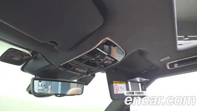 Land Rover Range Rover Sport 2025 — ფოტო 33/33