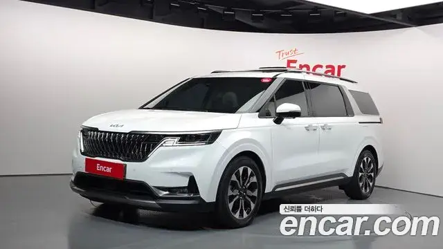 Kia Carnival 2023 — Photo 9/20