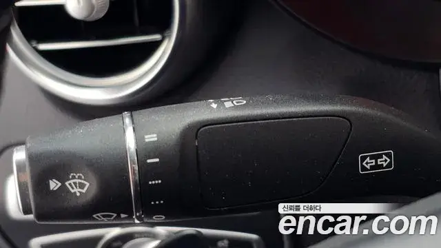 Mercedes-Benz GLC-Class 2019 — Şəkil 14/33