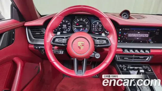 Porsche 911 2024 — ფოტო 18/20