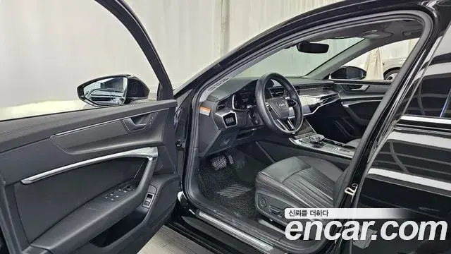 Audi A6 2022 — ფოტო 15/20