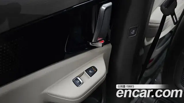Kia Carnival 2024 — Photo 6/35