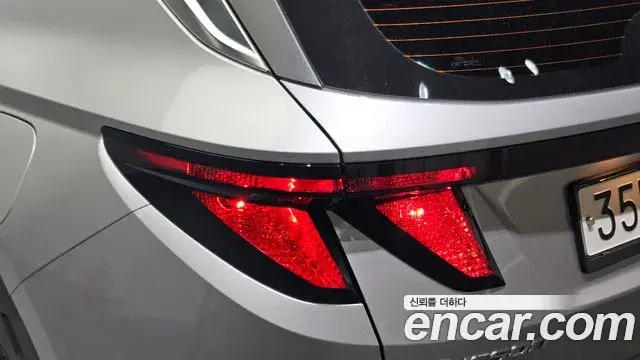 Hyundai Tucson Hybrid 2022 — Photo 28/30