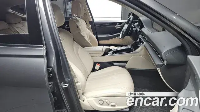 Genesis GV80 2020 — Photo 10/20