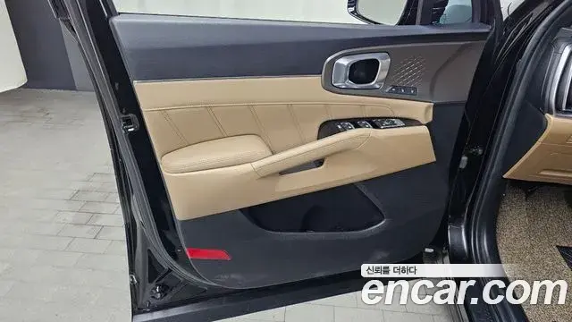 Kia Sorento 2023 — Şəkil 16/30