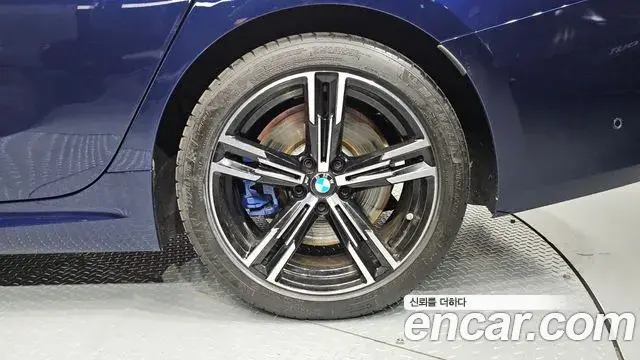 BMW 3 Series 2025 — Şəkil 27/35