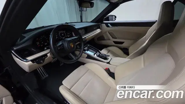 Porsche 911 2021 — Şəkil 26/30