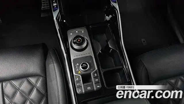 Kia Sorento 2021 — Фото 9/20