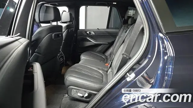BMW X5 2025 — Photo 24/30