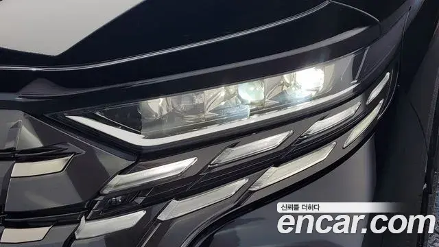 Toyota Alphard 2024 — ფოტო 11/40
