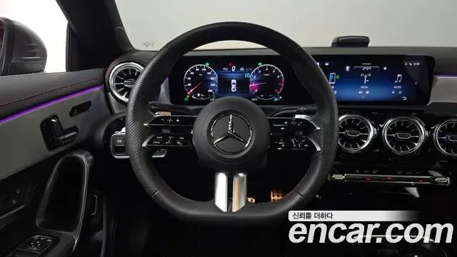Mercedes-Benz CLA-Class 2024 — Photo 8/30