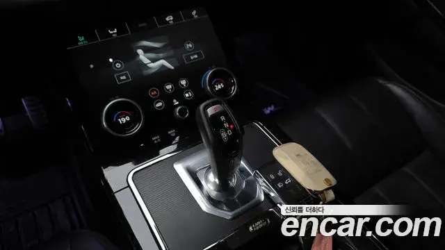 Land Rover Range Rover Evoque 2020 — Фото 9/20