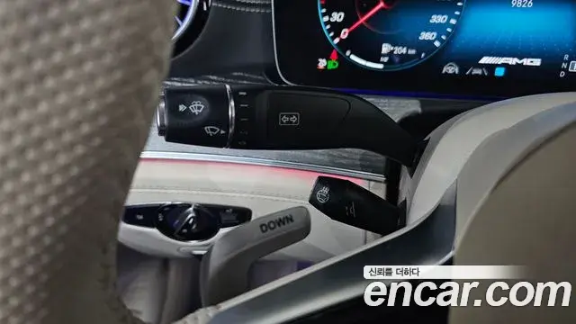 Mercedes-Benz AMG GT 2023 — ფოტო 35/39