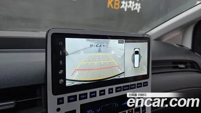 Hyundai Staria 2025 — ფოტო 16/20
